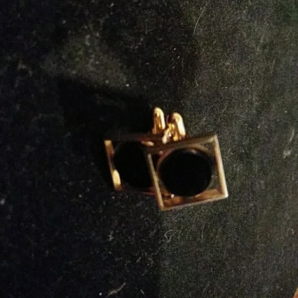 Cufflinks - Picture 3 of 3